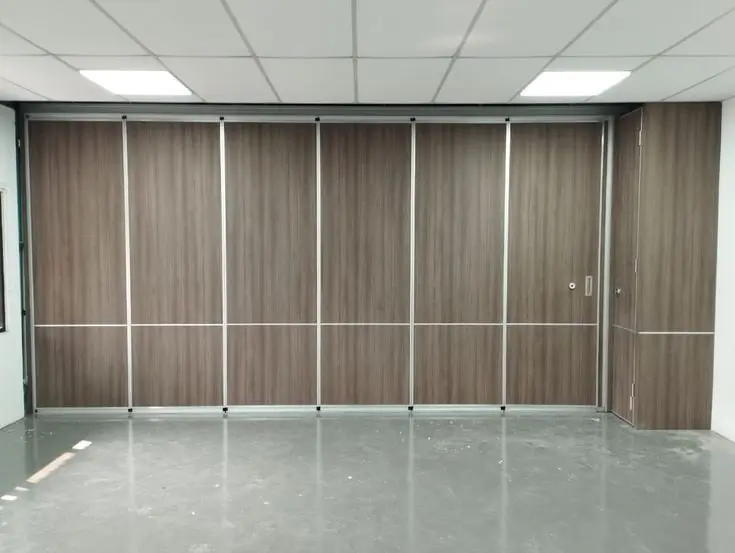 partisi geser sorepa , partisi movable wall, partisi geser, partisi ruangan, pireki, partisi kelas, partisi sekolah, partisi kampus, partisi kantor, partisi ruang rapat,