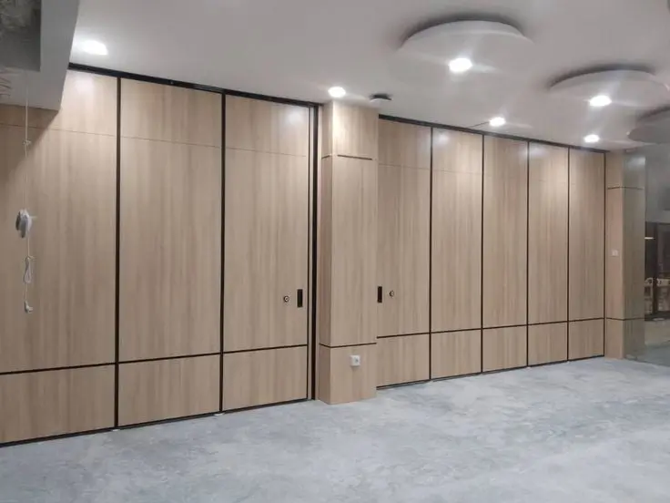 partisi geser sorepa , partisi movable wall, partisi geser, partisi ruangan, pireki, partisi kelas, partisi sekolah, partisi kampus, partisi kantor, partisi ruang rapat,