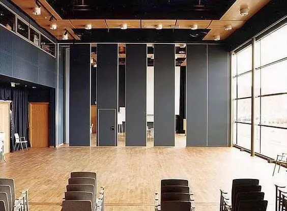 partisi geser sorepa , partisi movable wall, partisi geser, partisi ruangan, pireki, partisi kelas, partisi sekolah, partisi kampus, partisi kantor, partisi ruang rapat,